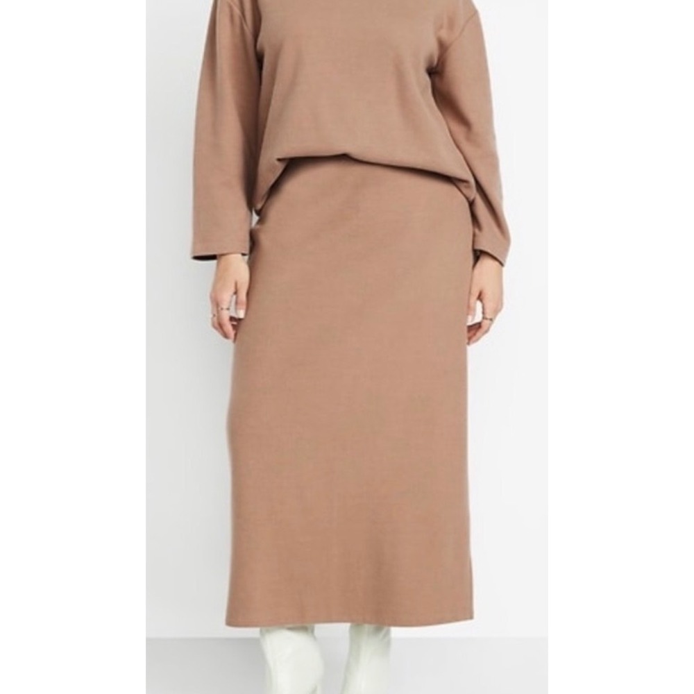 NWT Old Navy XL Cozy Knit Midi Skirt Driftwood Brown Ribbed Neutral Casual